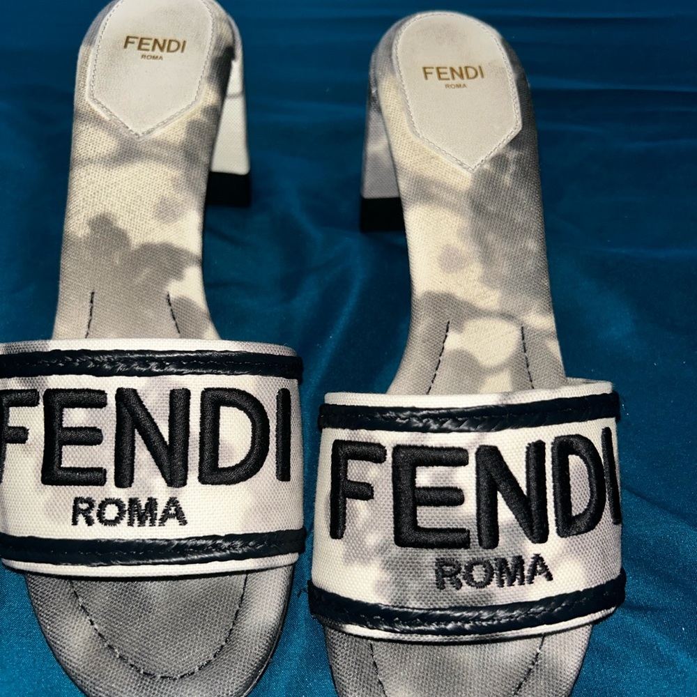 Fendi Slides